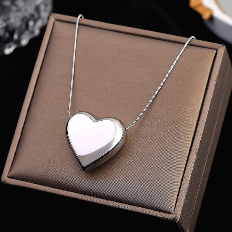 Hip Hop Simple Metal Peach Heart Pendant Necklace